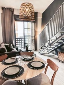 Centric Elegant & Private Terrace