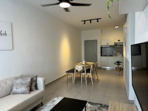 KLIA transit - Nanoo Homestay, Sepang