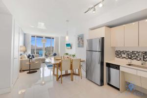 Infinite View - Balcony - Gym - Pool