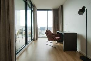 Beautiful Cambodian Inspired Apartment with Pool & Gym