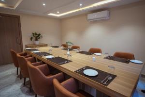 Siddhartha Hotel Damauli