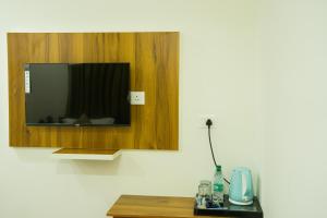 FLY VIEW Airport Residency