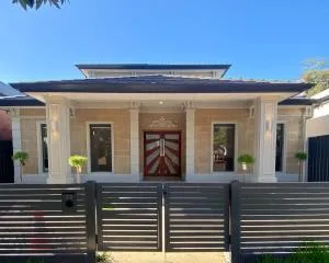 New Spacious Luxury 5 Bedroom Mansion in Unley - Unley
