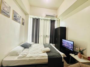 The Wild Roces Makati, The Beacon Residences