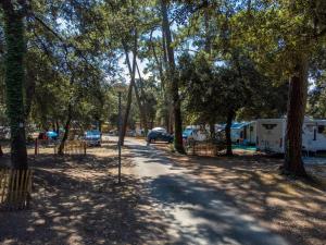 Campings Domaine Residentiel de Plein Air Monplaisir : photos des chambres