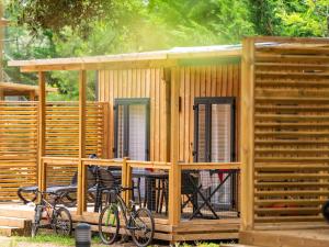 Campings Domaine Residentiel de Plein Air Monplaisir : photos des chambres