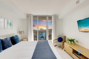 Spectacular Balcony View Retreat Resort Amenities