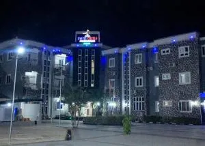 Swiss Castle Hotel And Suites - Aba