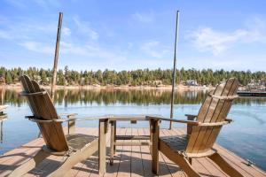 Lakefront the Cove - On the Lake