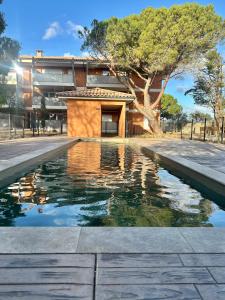 BLUE LODGE -4 étoiles-Loggia-2 Parking