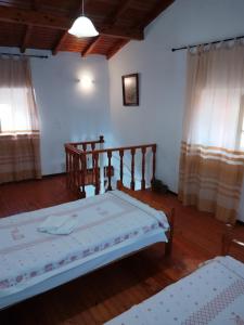 Traditional House with Loft -Michalis House in Kouramades-