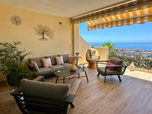 Santa Barbara ocean views by Diamanteholidays