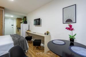 Belo Estúdio Elegante em Poço de Caldas PGO0205