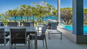 Blue Views Penthouse Beachfront Apartment with Pool