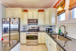Chic Surf City Retreat w Pool < 1 Block to Beach!