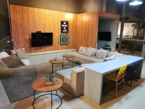 Studio com piscina ao Lado do Metrô Faria Lima