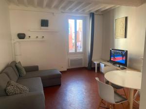 Appartements BIOT-Charmant et coquet F2 : photos des chambres