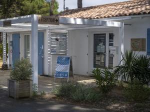 Campings Domaine Residentiel de Plein Air Les Tamarins : photos des chambres