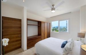 Belle Vie Golden Zone Condos