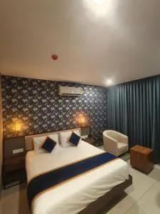 Blue Diamond Residency - Pulamanthole