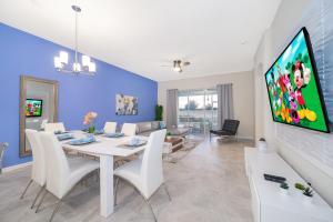 817JE CHAMPIONS GATE,CONDO + GAME ROOM