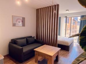 Delux apartment next to ice rink