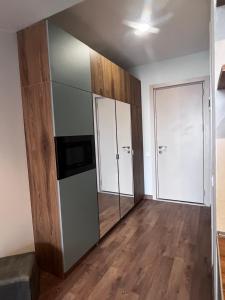 Delux apartment next to ice rink