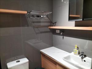 Destina at Air Residence Makati, MetroManila, Netflx