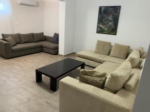 Semi-basement appartment