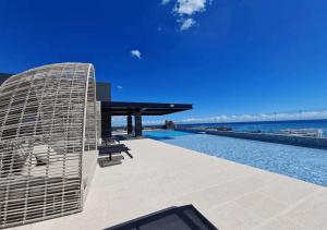 Luxury 1BR Condo Prime Location