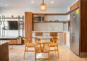 Luxury 1BR Condo Prime Location