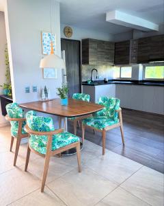 LaCelia SantaVeronica