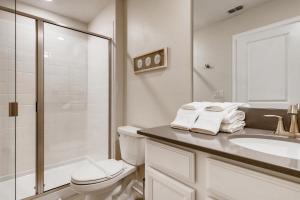 Stunning 6BR Home, Private Pool & Spa - 14 Guests - 4507 NL