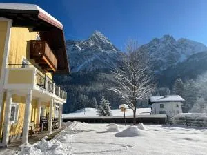 Sagebruenndle Appartements - Biberwier