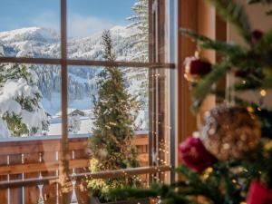 Modernes Chalet mit Sauna, Whirlpool und Bergblick