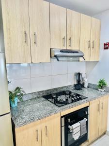 CASA SOL RENTALS vista al mar cerca aeropuerto y Miraflores