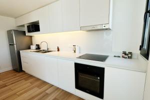 Maires Urbano 702- Depto Zona Guemes con cochera - Hola Sur