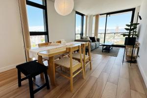 Maires Urbano 702- Depto Zona Guemes con cochera - Hola Sur