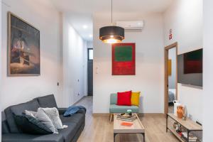 New and spacious loft area Numancia