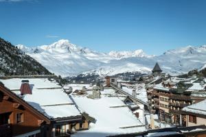 Appt rénové, 6 personnes Arc 1950 vue exceptionnelle MontBlanc, sauna, hammam, piscine int et ext