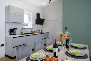 Top New Vila Orbanici