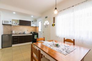 Monoambiente en LEIMA Alojamientos - A metros del Nahuel Huapi y centro - 1 o 2 Huéspedes