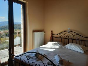 Τα πέτρινα στο Σκεπαστό