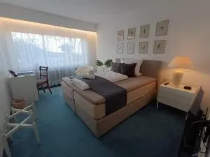 Ruhiges Zimmer in guter Lage in Aalen/Unterkochen - Unterkochen