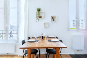 Appartements Le Clair & Spacieux - Parking - 15 min Paris : photos des chambres