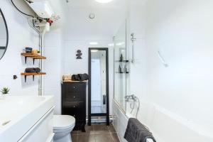 Appartements Le Clair & Spacieux - Parking - 15 min Paris : photos des chambres