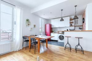 Appartements Le Clair & Spacieux - Parking - 15 min Paris : photos des chambres