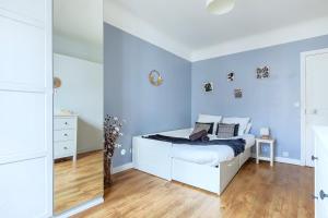 Appartements Le Clair & Spacieux - Parking - 15 min Paris : photos des chambres