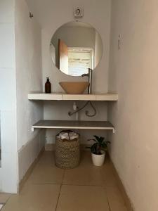 Salir del Cráter Apart