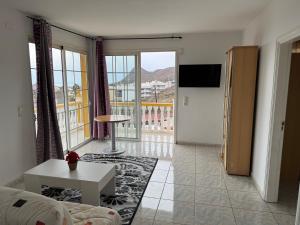 Villa Kary - 3hvězdičkové hotely ve městě Arona